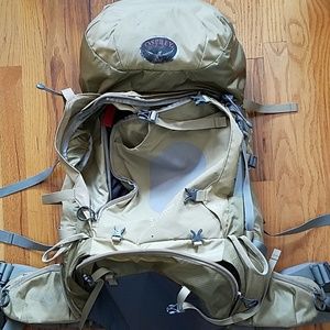 Osprey Ariel 55L Medium Backpack - Summer wheat